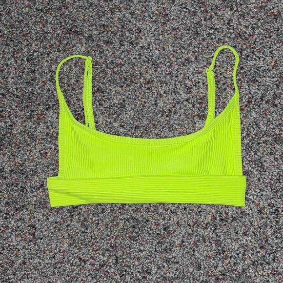 Frankie's Bikini Set - Picture 7 of 10